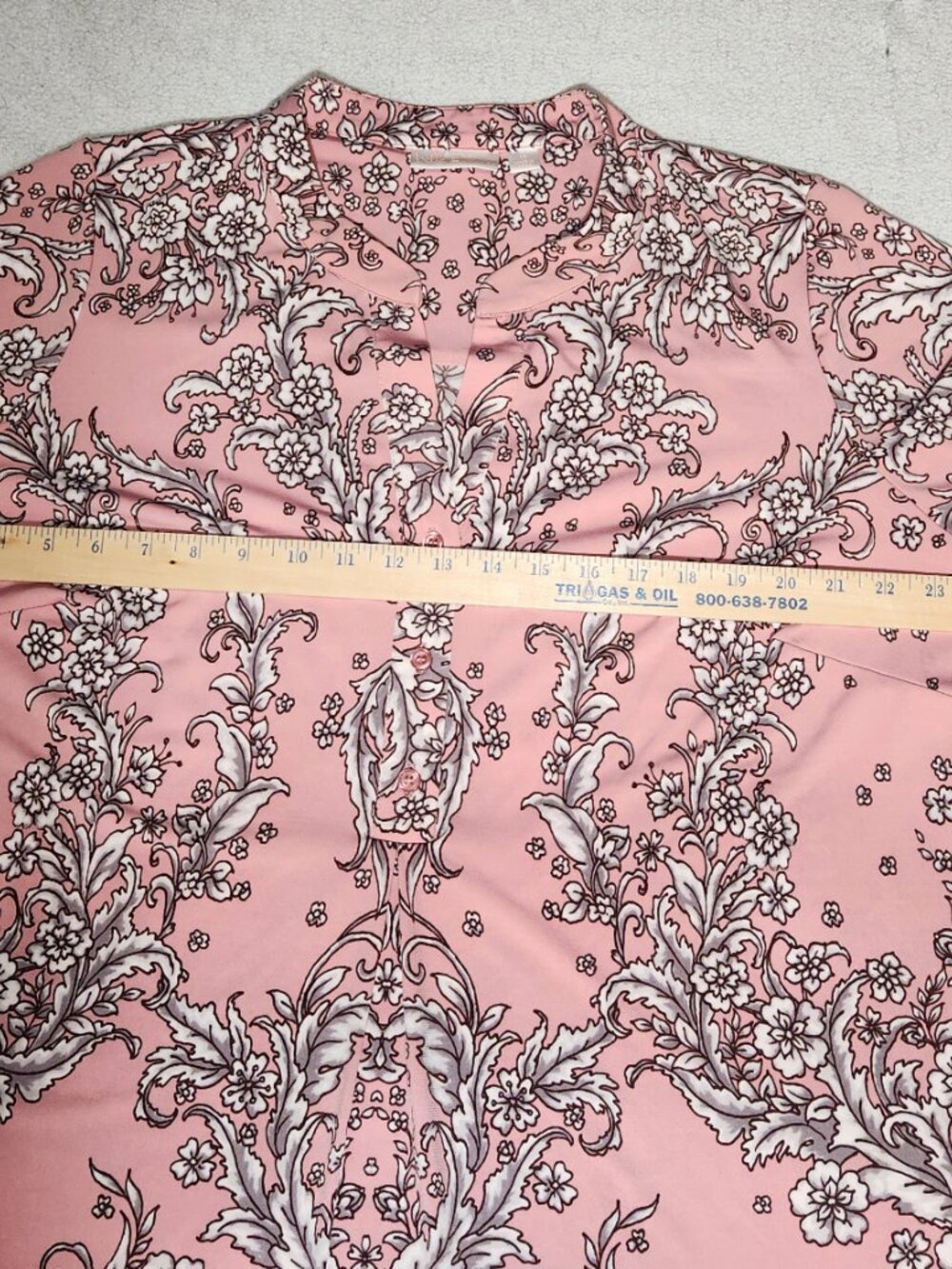 Belle by Kim Gravel Top Pink Floral Half Button Down Top, 1X - Picture 5 of 15